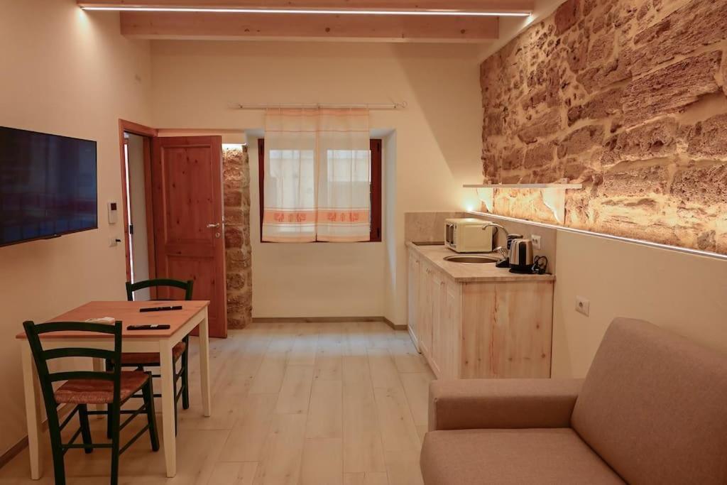 Suite Prince Of Majorca Splendid Gem Downtown Alghero Ngoại thất bức ảnh